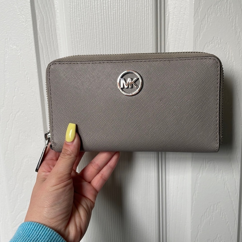 Grey Michael Kors wallet